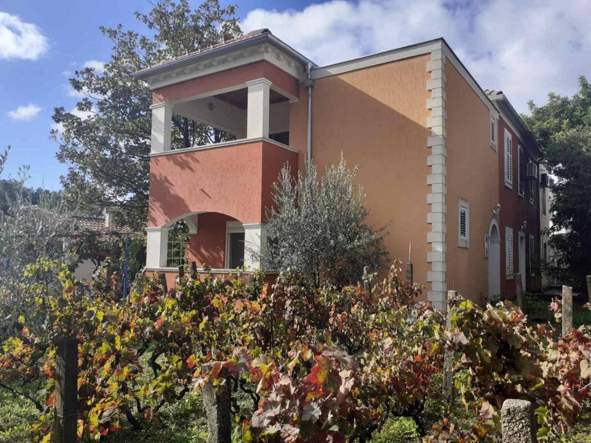 טיווט Apartments Rolovina מראה חיצוני תמונה
