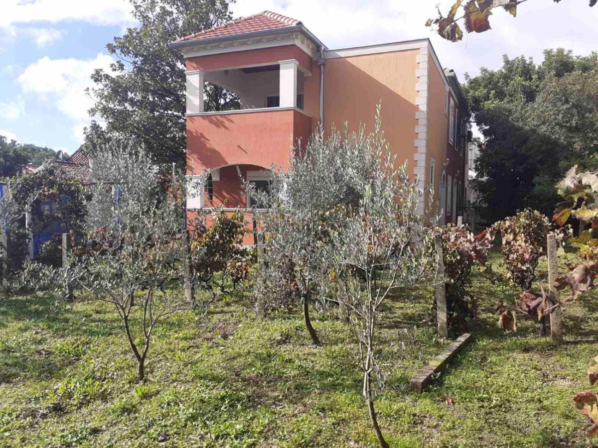 טיווט Apartments Rolovina מראה חיצוני תמונה