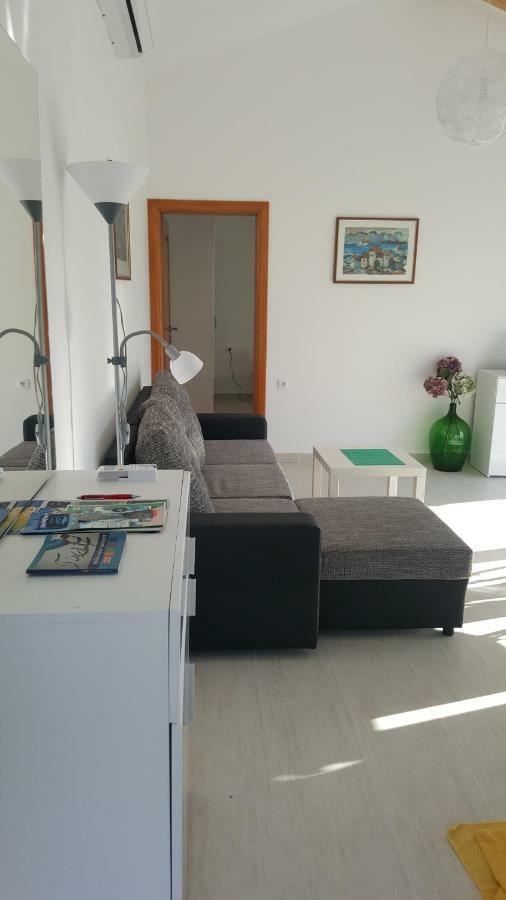 טיווט Apartments Rolovina מראה חיצוני תמונה